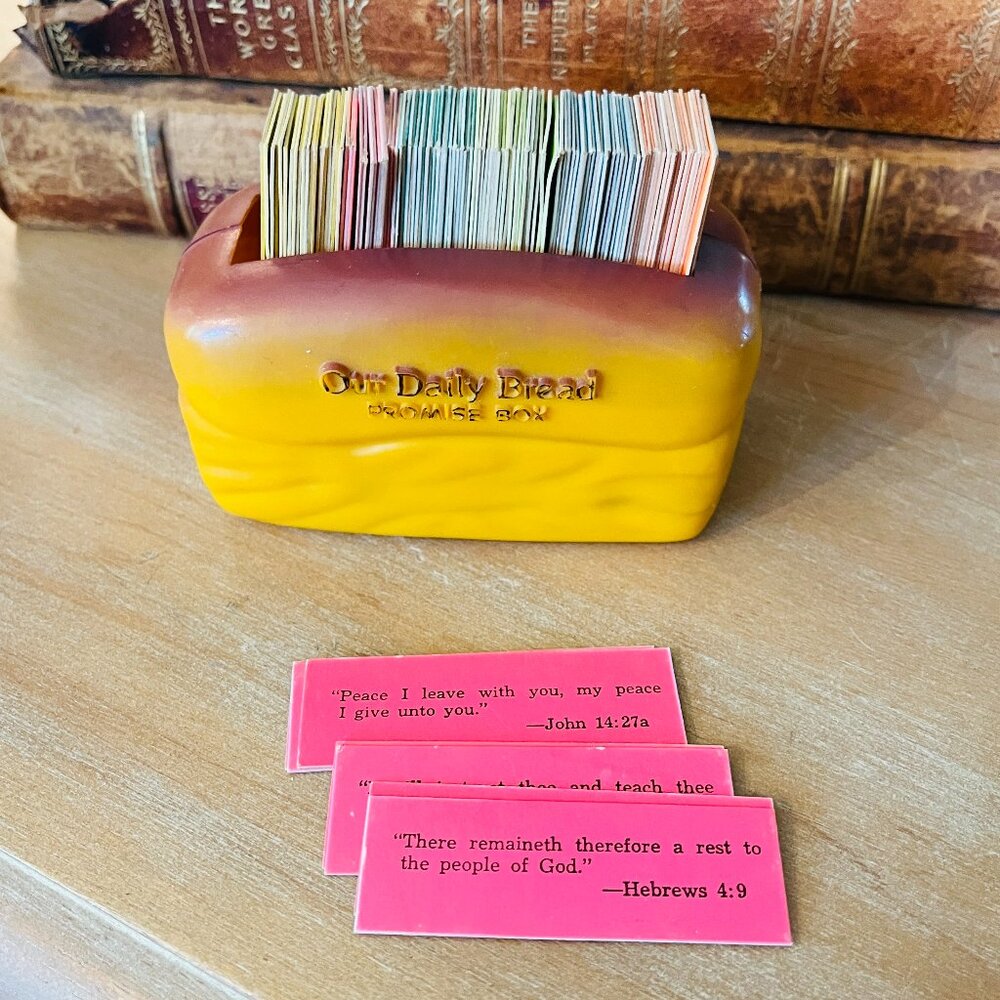Vintage Yellow and Brown 'Our Daily Bread' Card Holder